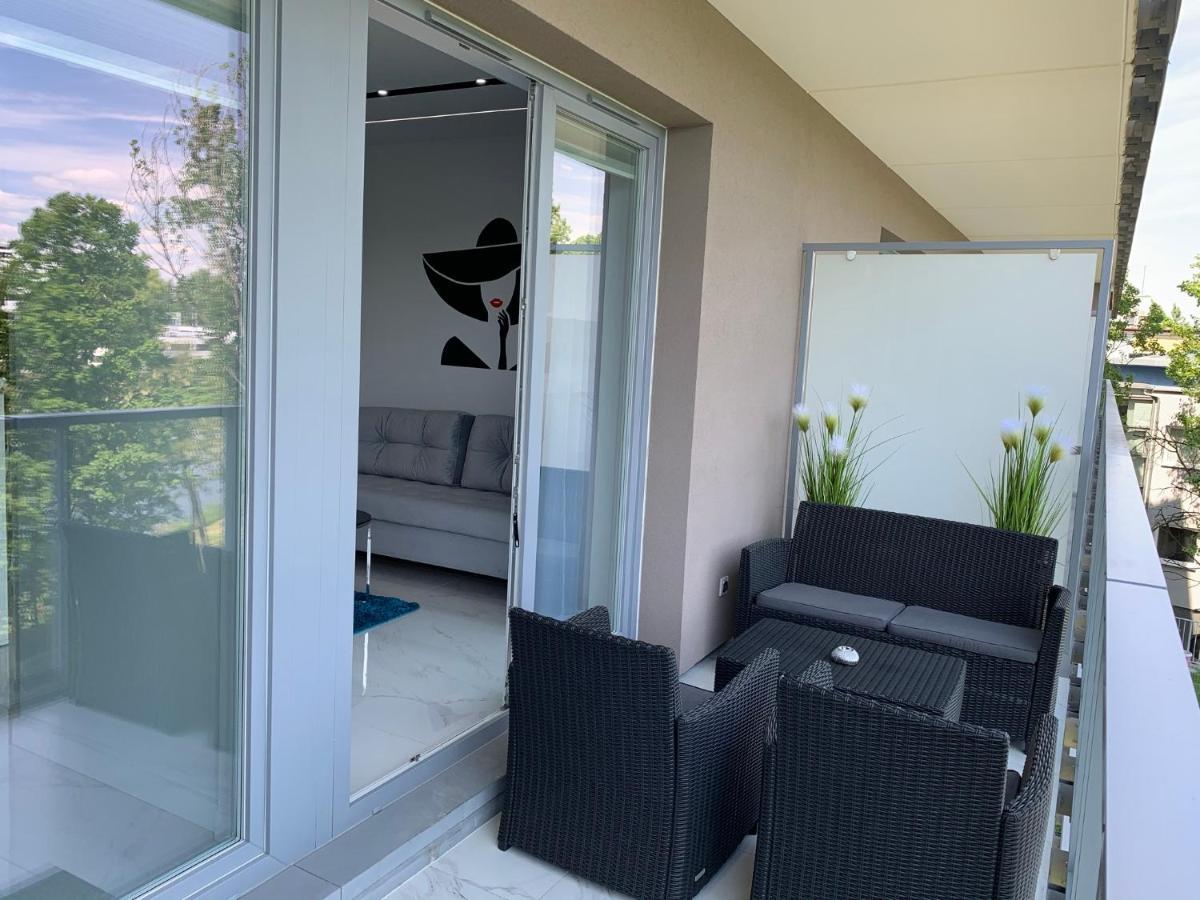 Luxury Apartment - 3 Lakes Κατοβίτσε Εξωτερικό φωτογραφία
